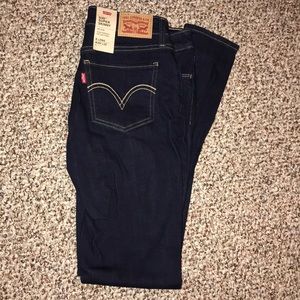 Levi skinny jeans (2 pairs)